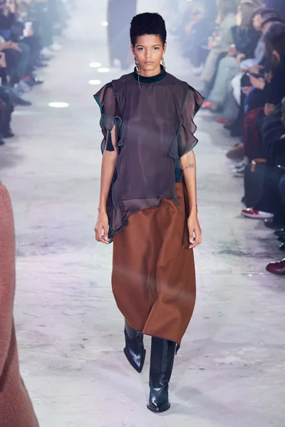 Look 6